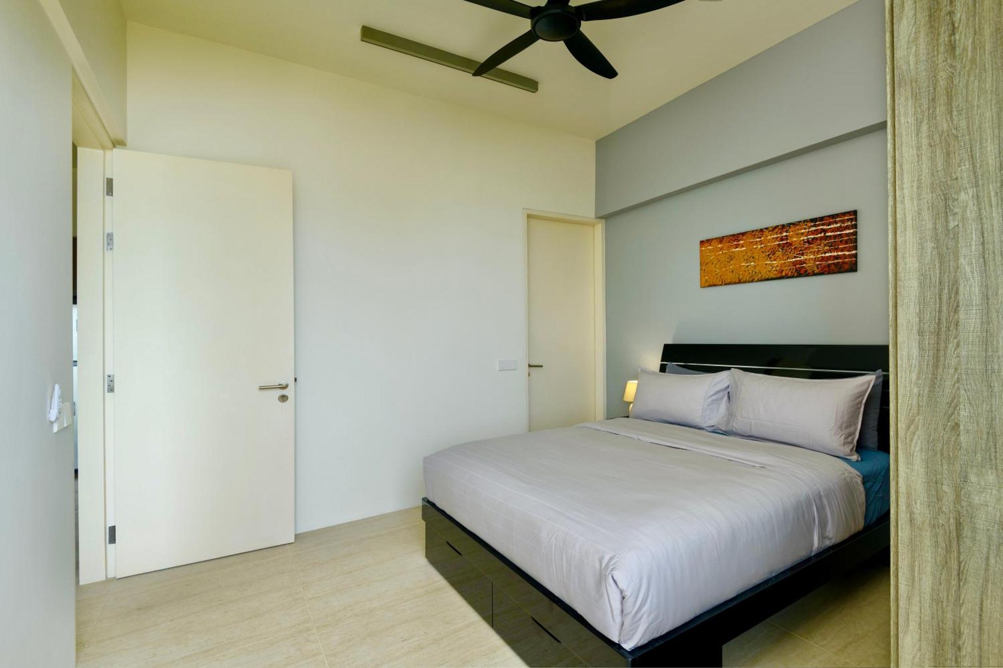 By The Sea Beach Front Apartment Batu Feringgi Exteriör bild