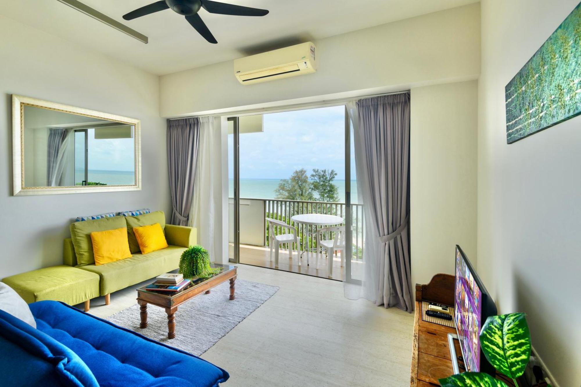By The Sea Beach Front Apartment Batu Feringgi Exteriör bild