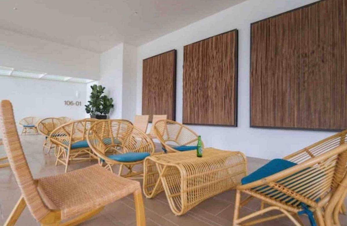 By The Sea Beach Front Apartment Batu Feringgi Exteriör bild