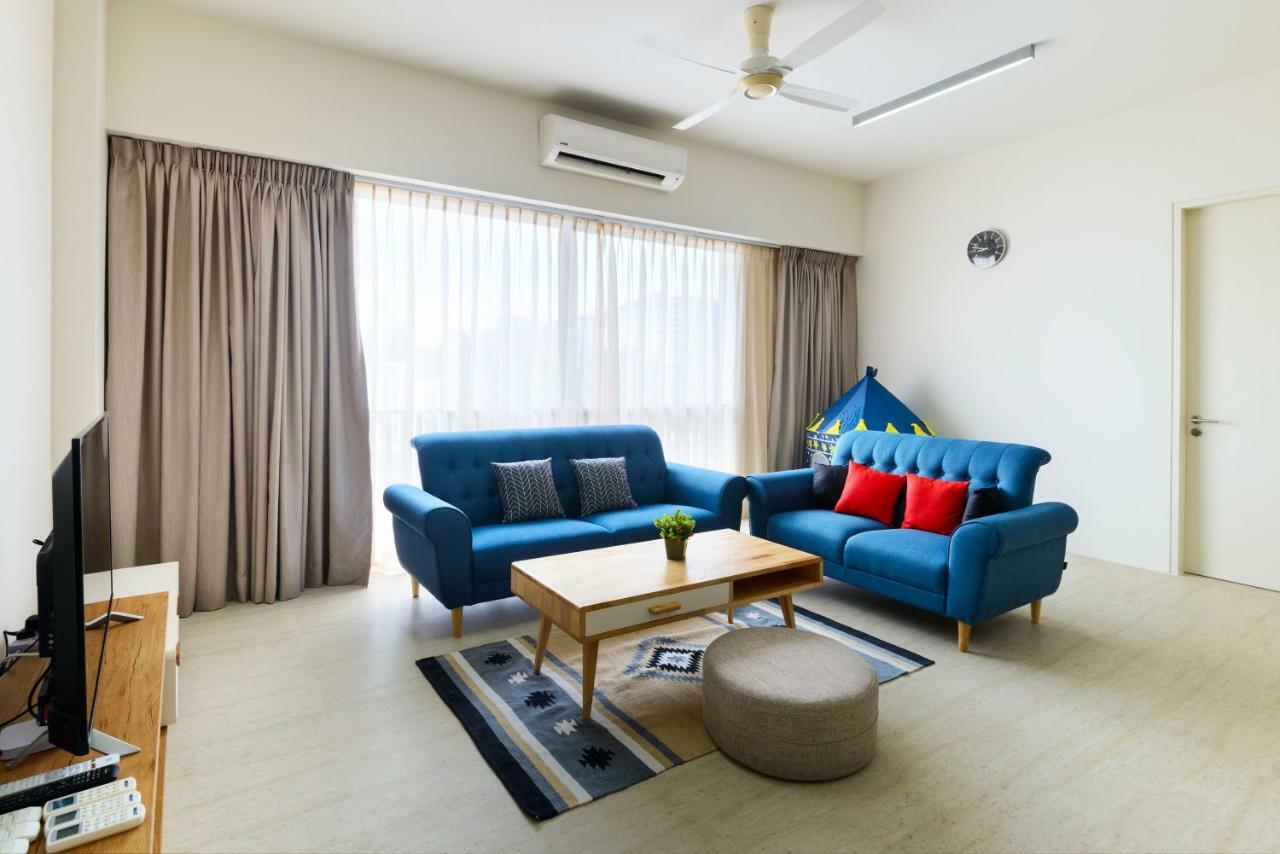 By The Sea Beach Front Apartment Batu Feringgi Exteriör bild